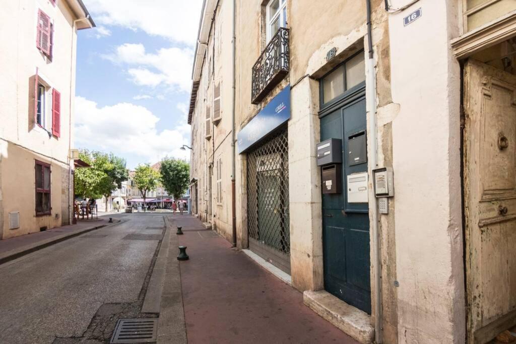 L'Escale - Topdestination-Bourg - Centre Ville - Classe 3 Etoiles Bagian luar foto