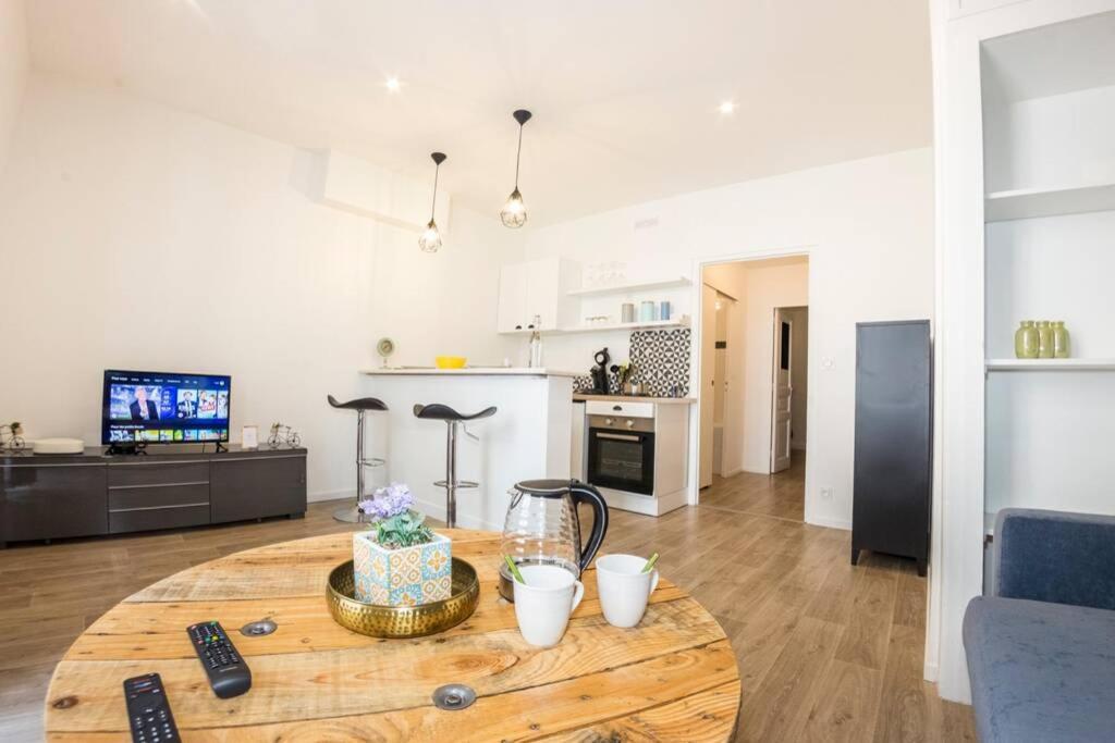 L'Escale - Topdestination-Bourg - Centre Ville - Classe 3 Etoiles Bagian luar foto
